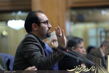 حجت نظری در گفتگو با خبرنگار مهر: لزوم نظارت جدی‌تر بر هزینه کردهای رسانه‌ای شهرداری تهران